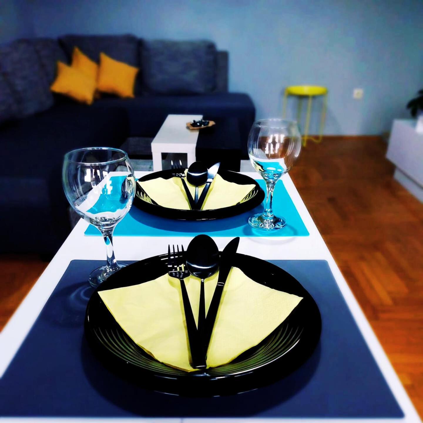 Xo Apartman スレムスカ・ミトロヴィツァ エクステリア 写真